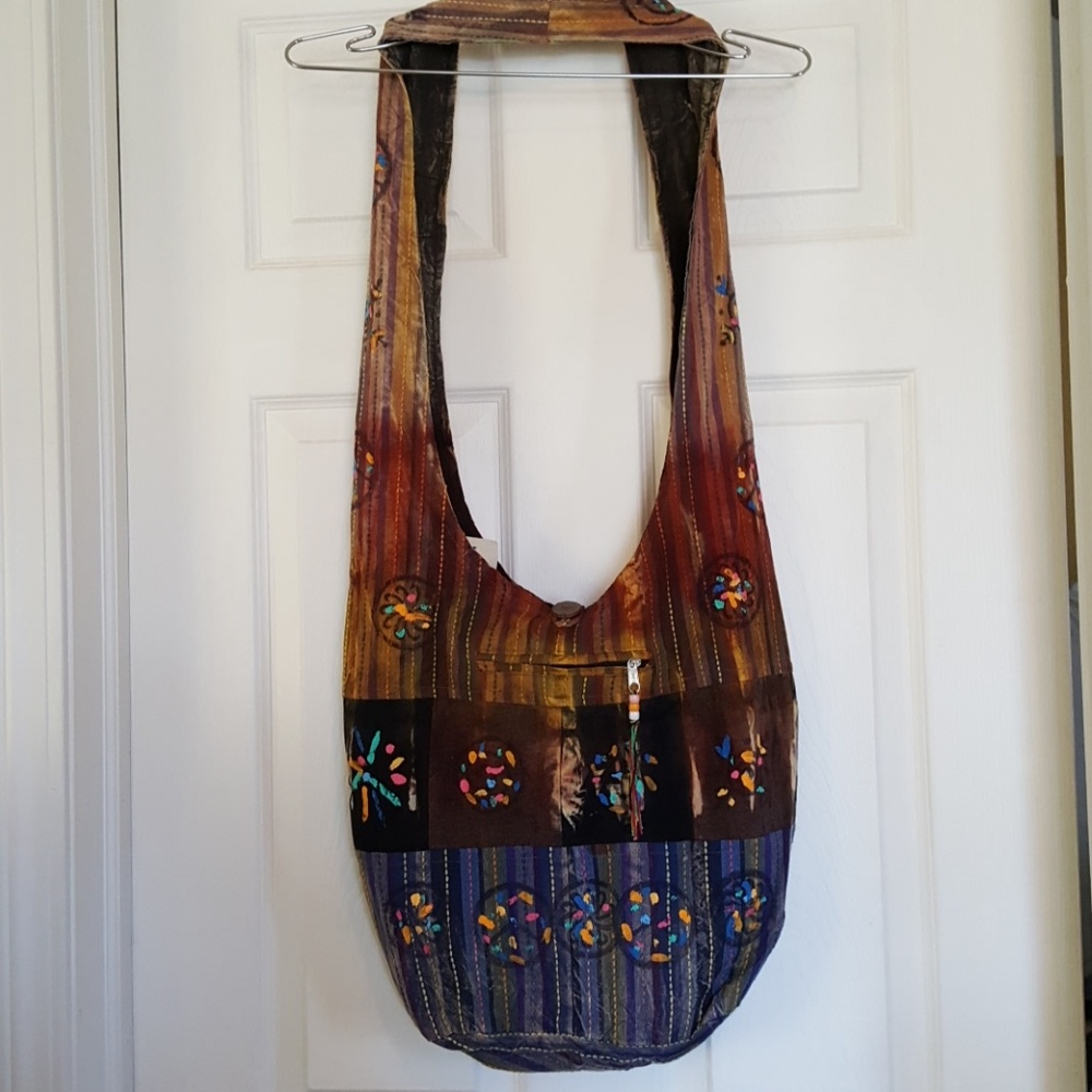 Rising International Hobo Totebag